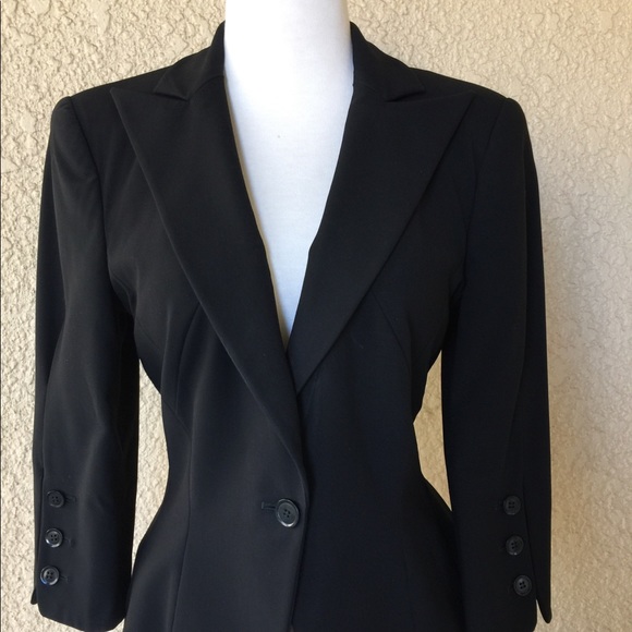 Giorgio Armani Jackets & Blazers - Giorgio Armani Black Blazer 40